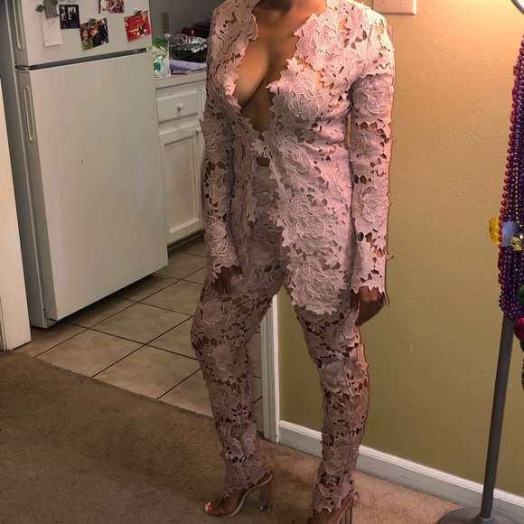 Pink Floral Pathed Suit - Picture 7 of 7